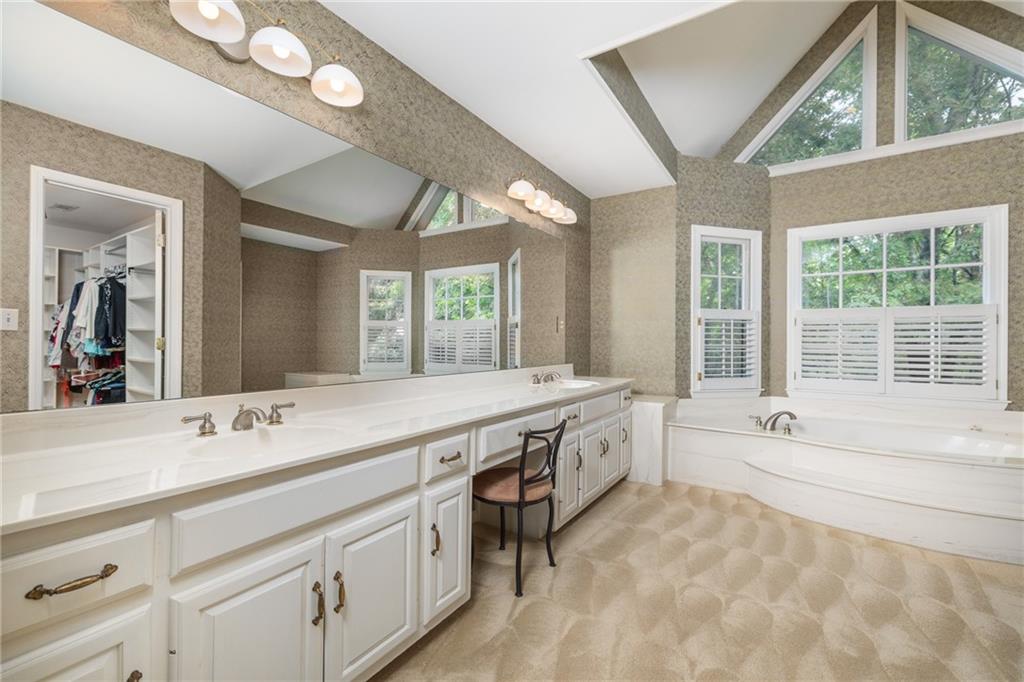 235 Shadowledge Lane