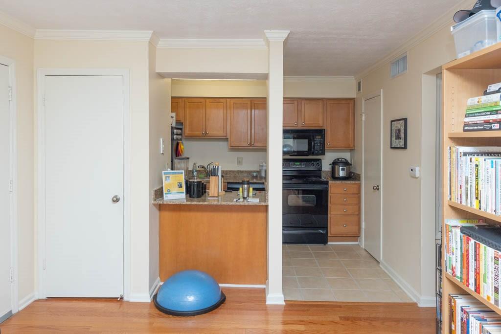 3140 Seven Pines Court Unit 304