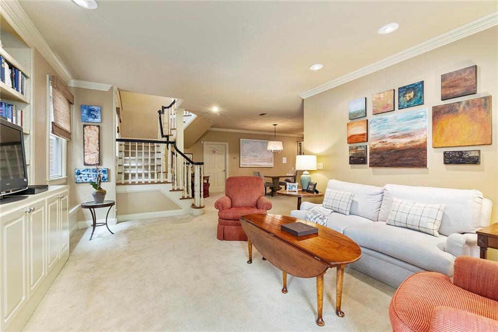 1057 Arbor Trace NE