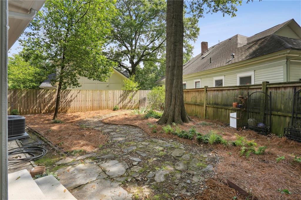 233 Haralson Avenue NE