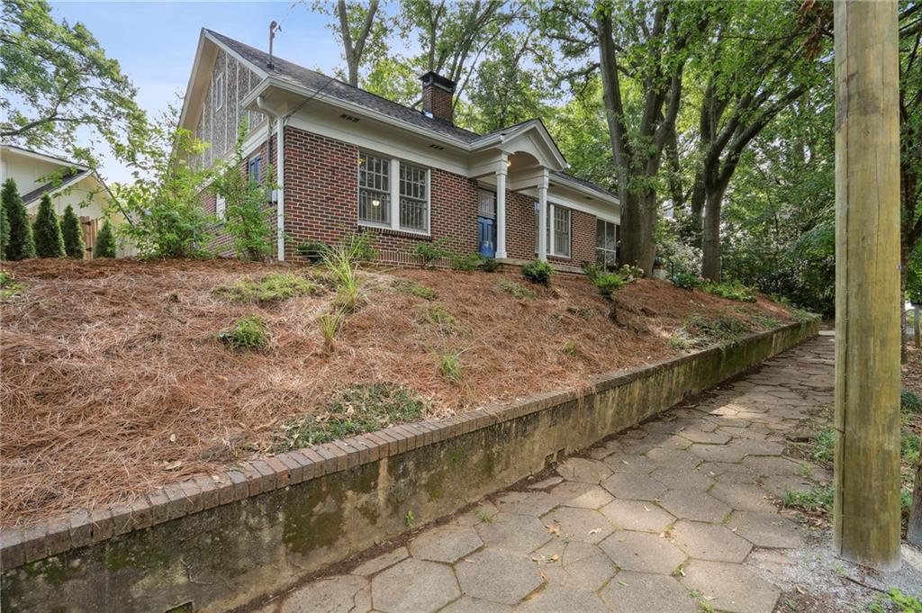 233 Haralson Avenue NE