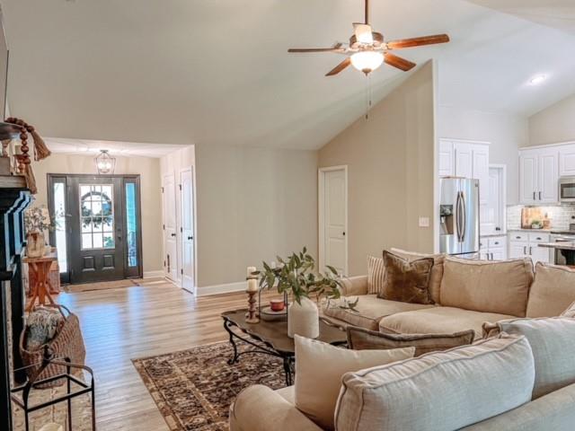 65 Kensington Trace