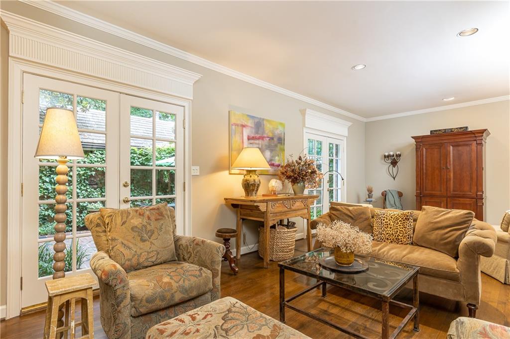 4 Montclair Drive NE