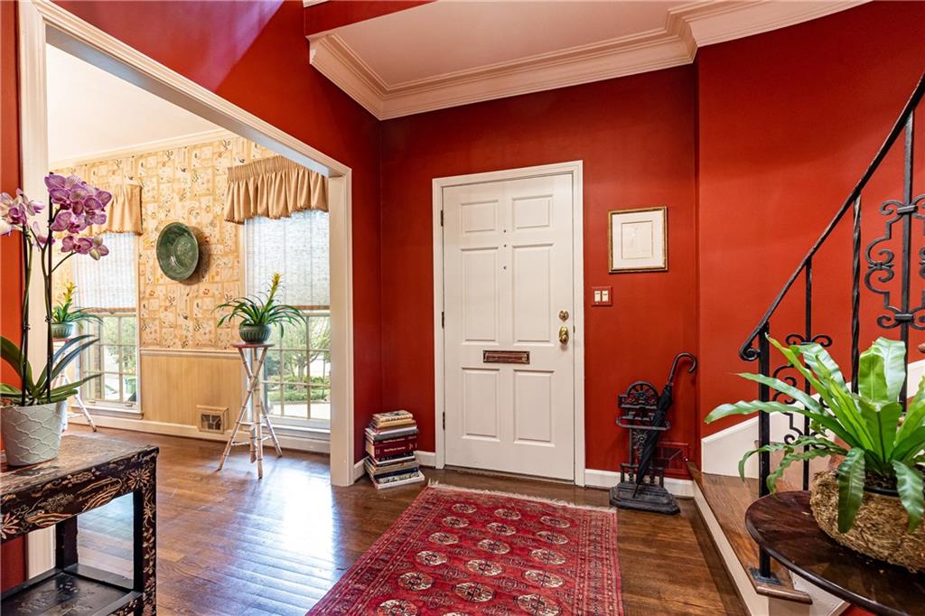 4 Montclair Drive NE
