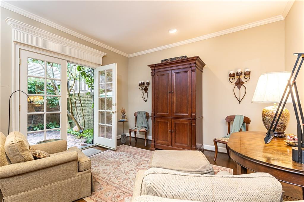 4 Montclair Drive NE