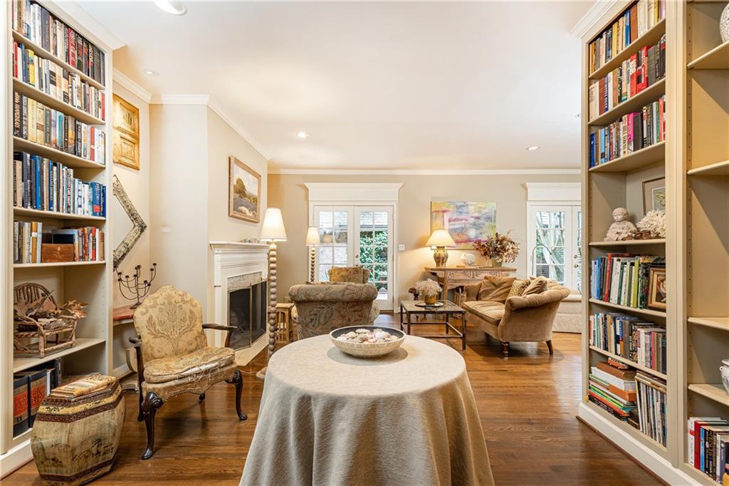4 Montclair Drive NE