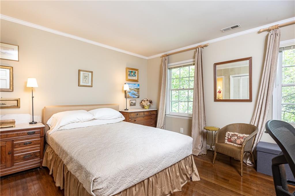 4 Montclair Drive NE
