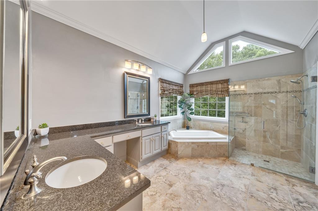 3200 Woolbridge Lane