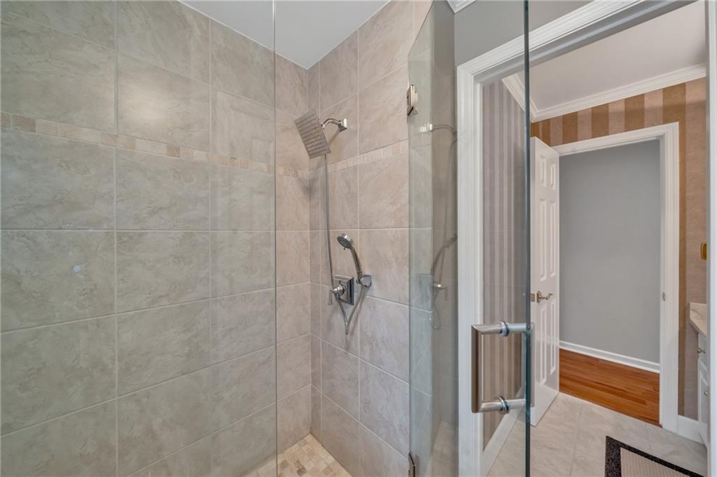 3200 Woolbridge Lane