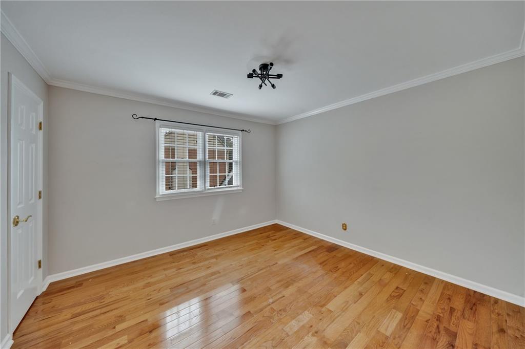 3200 Woolbridge Lane