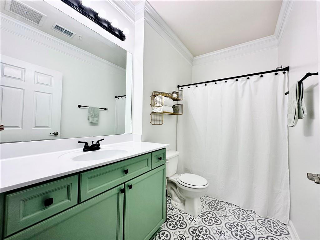 3150 Woodwalk Drive SE Unit 2206