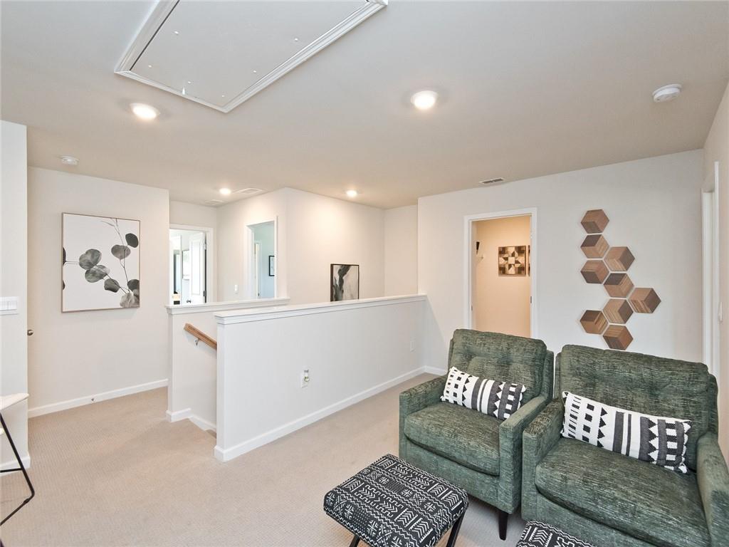 810 Sunny Lake Drive