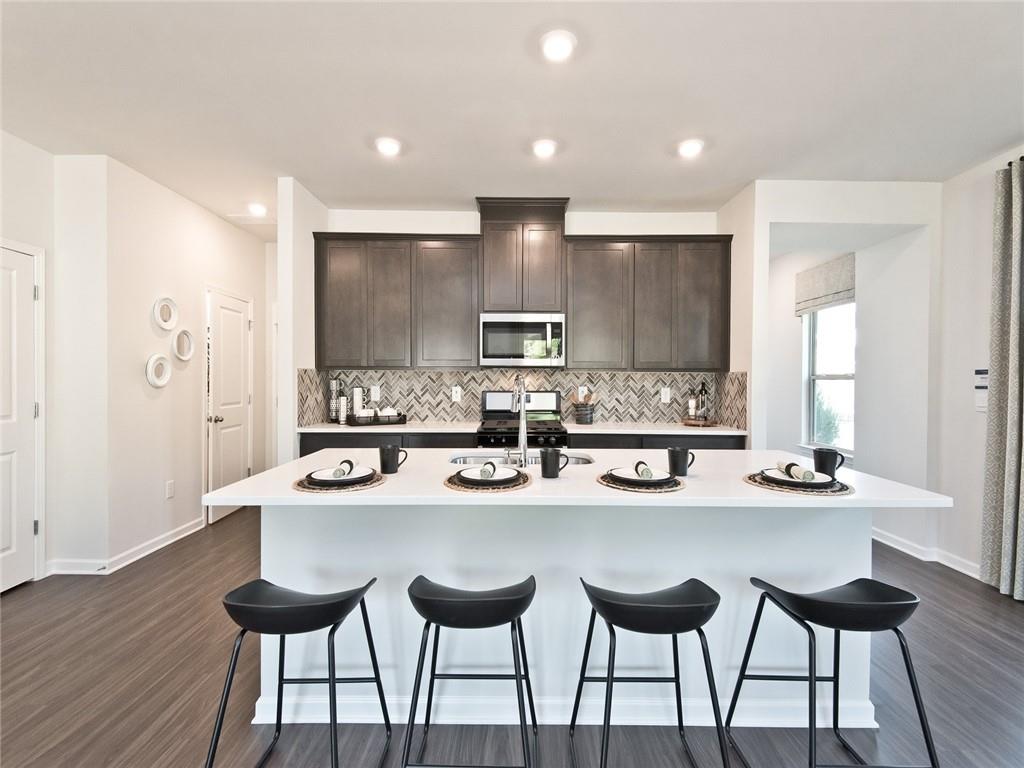 810 Sunny Lake Drive