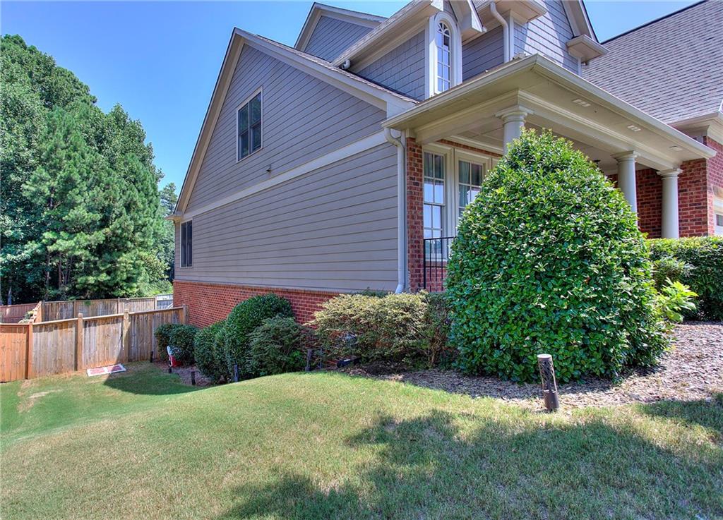 1832 Stone Bridge Way