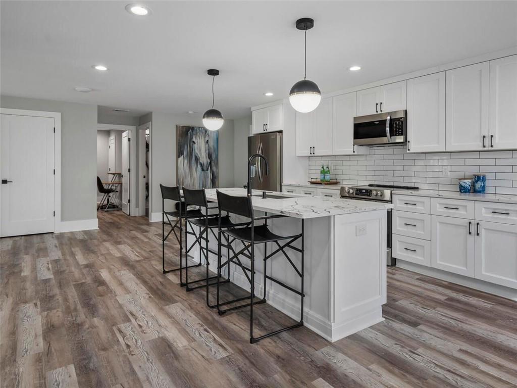 4175 MERRITT Drive
