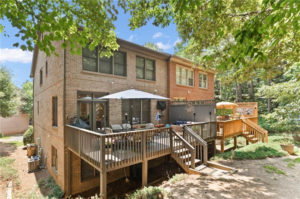 2602 Long Pointe