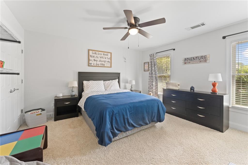 2602 Long Pointe