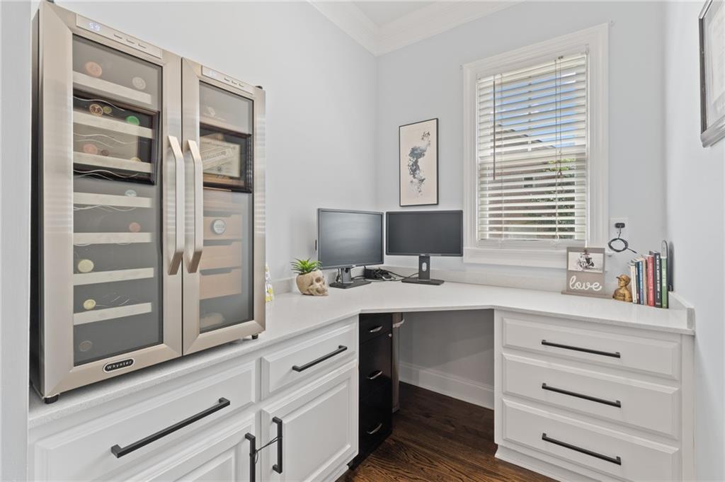 2602 Long Pointe