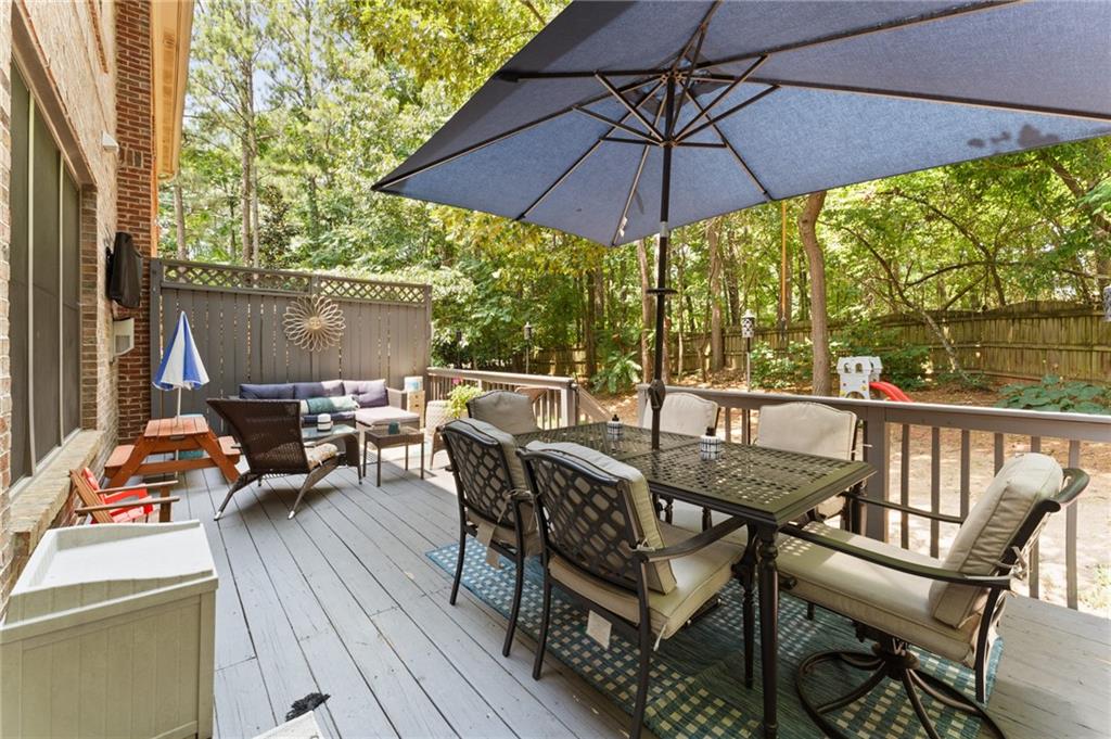 2602 Long Pointe
