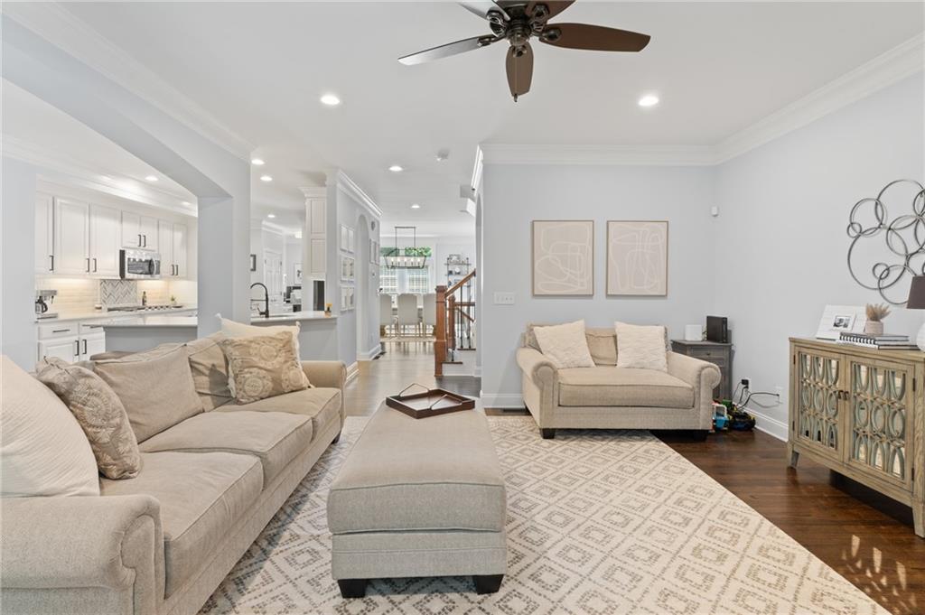 2602 Long Pointe