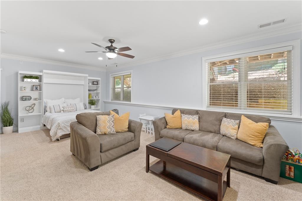 2602 Long Pointe