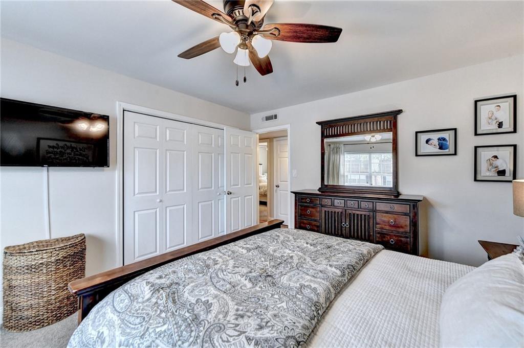 6980 Roswell Road Unit H4