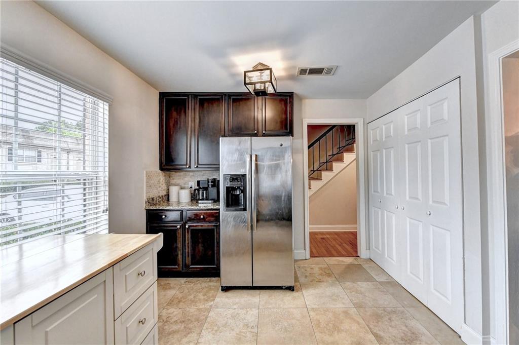 6980 Roswell Road Unit H4