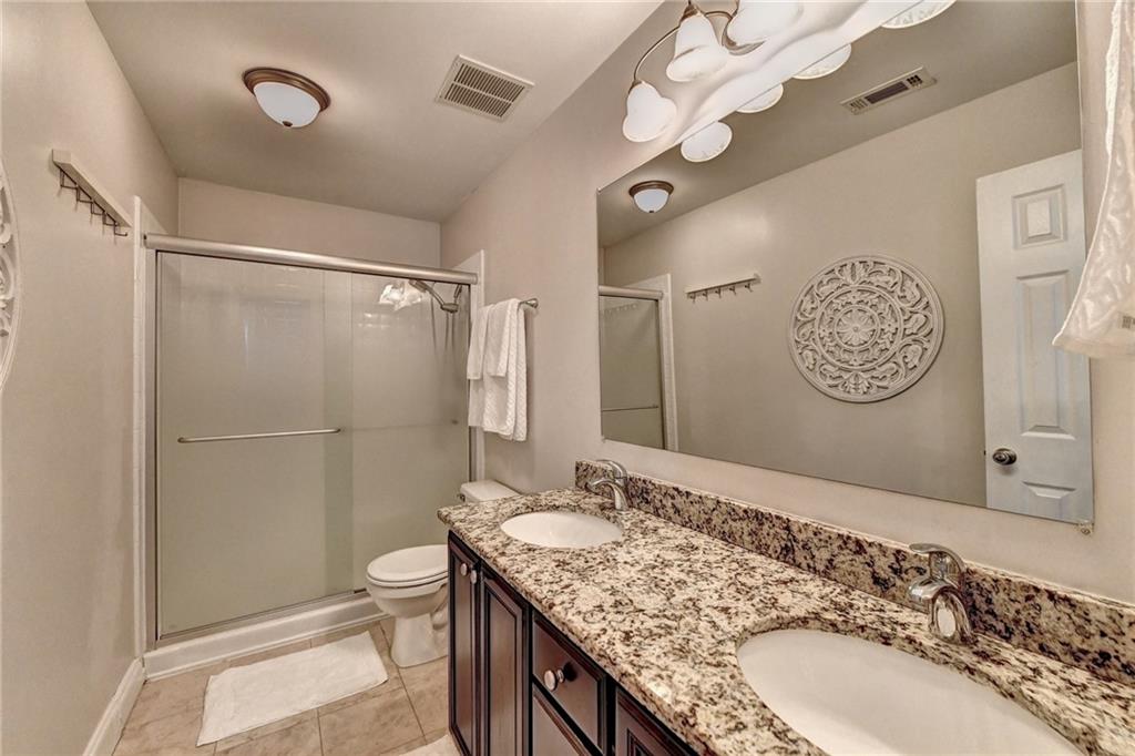 6980 Roswell Road Unit H4