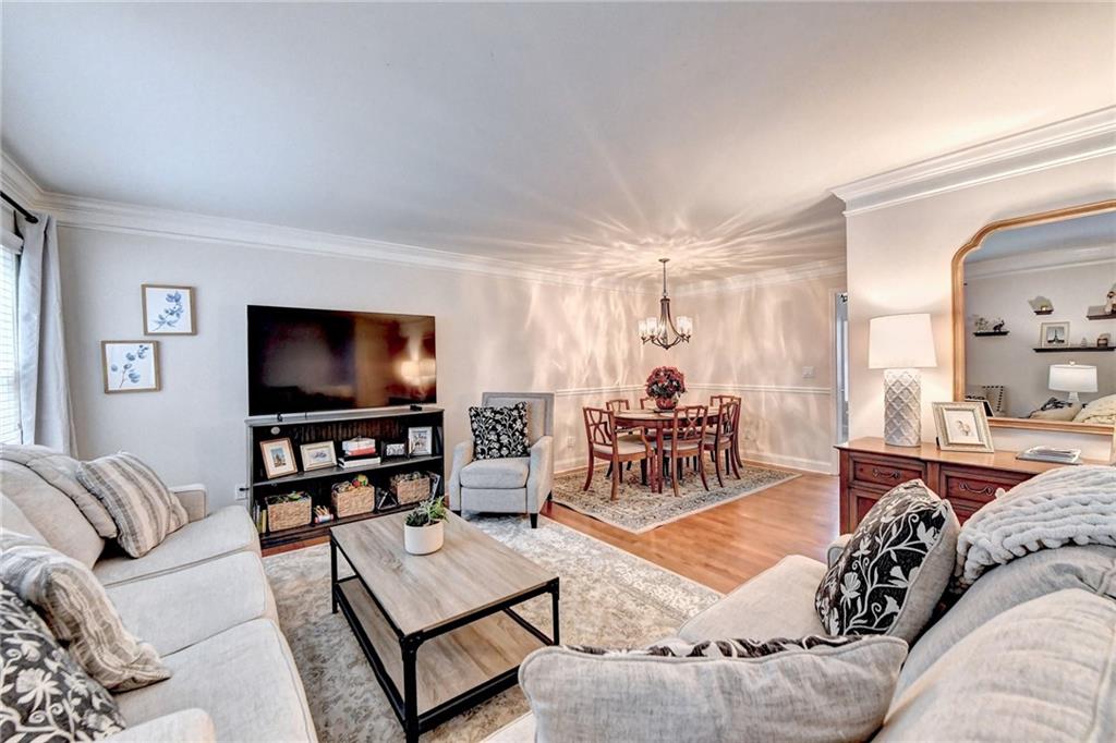 6980 Roswell Road Unit H4