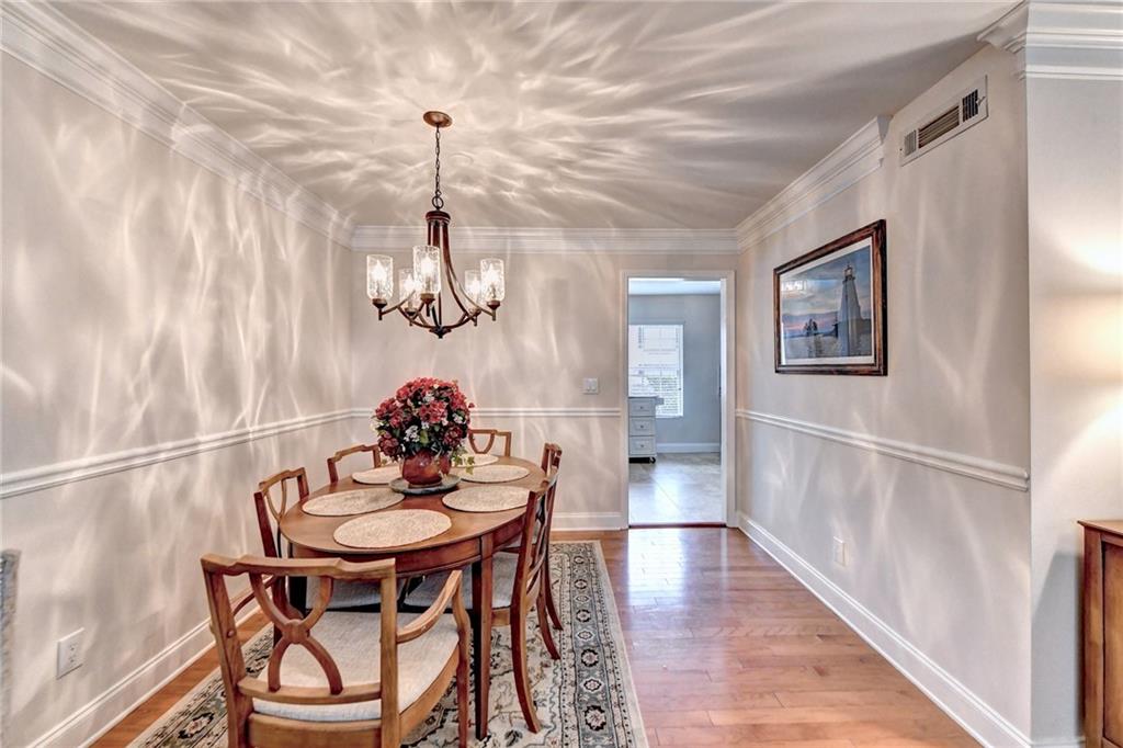6980 Roswell Road Unit H4
