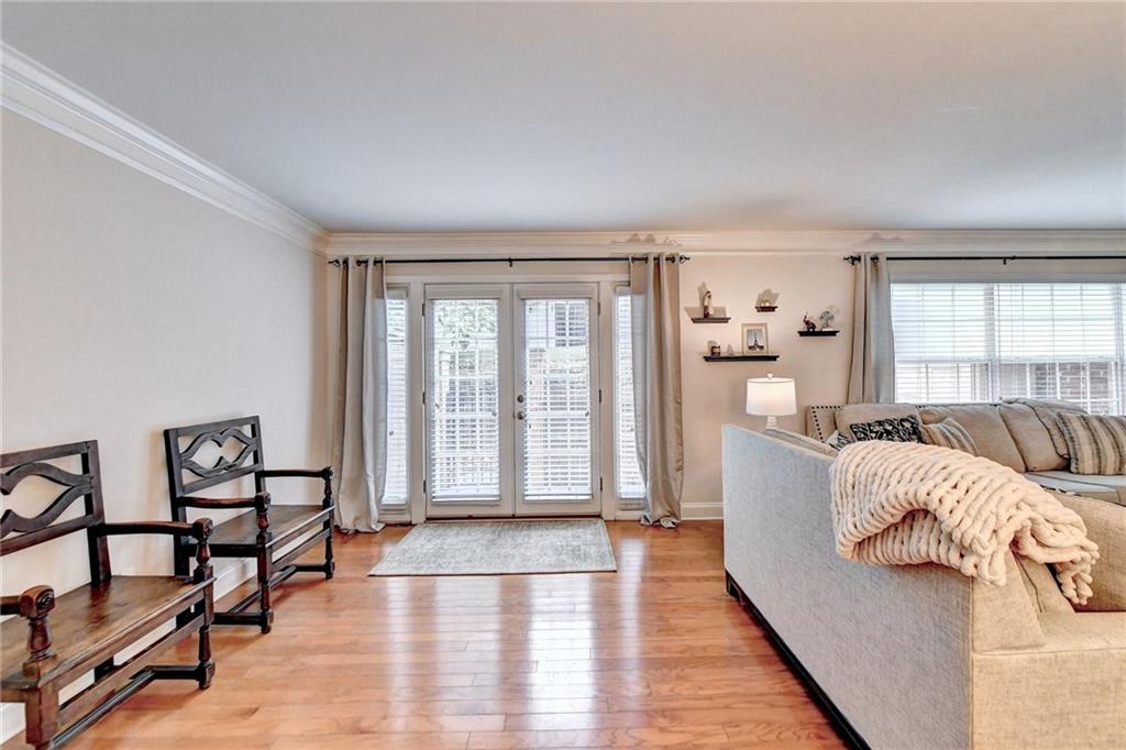 6980 Roswell Road Unit H4