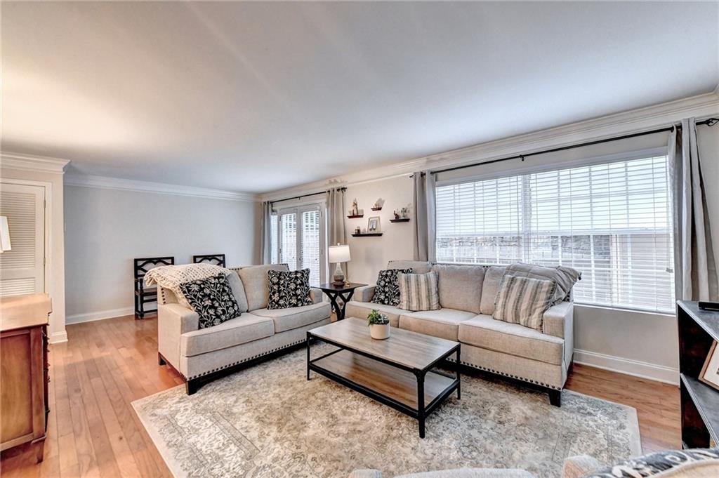 6980 Roswell Road Unit H4