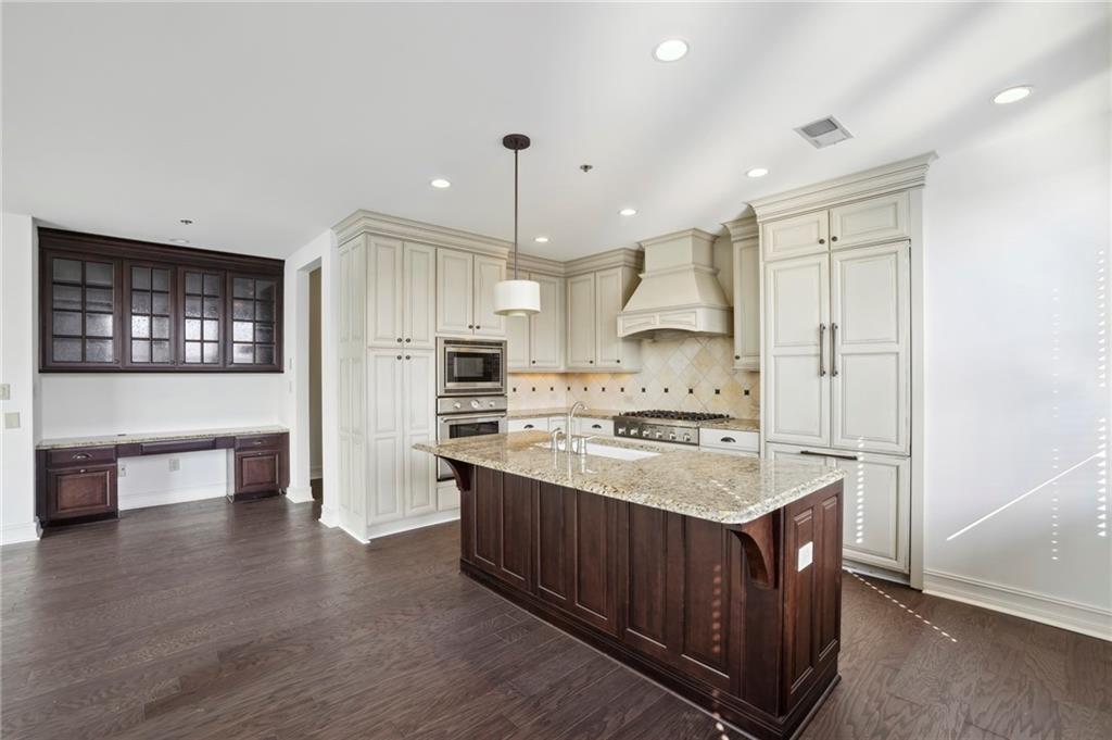 2233 Peachtree Road NE Unit 601