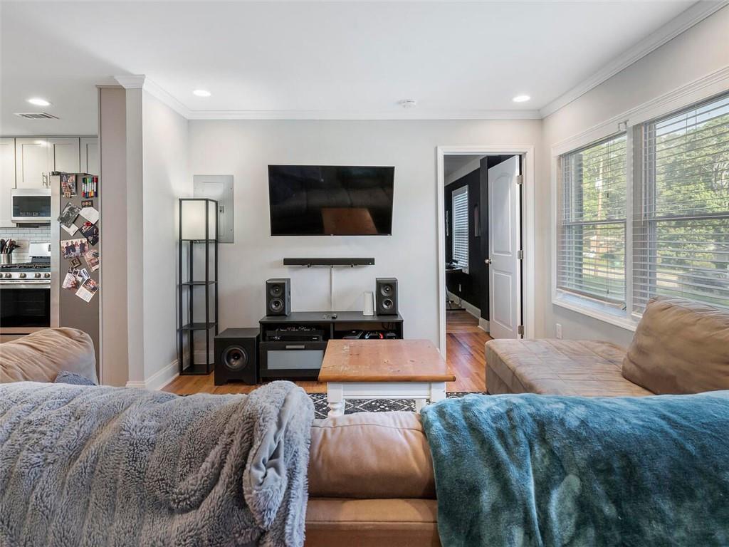 3213 Bluebird Lane