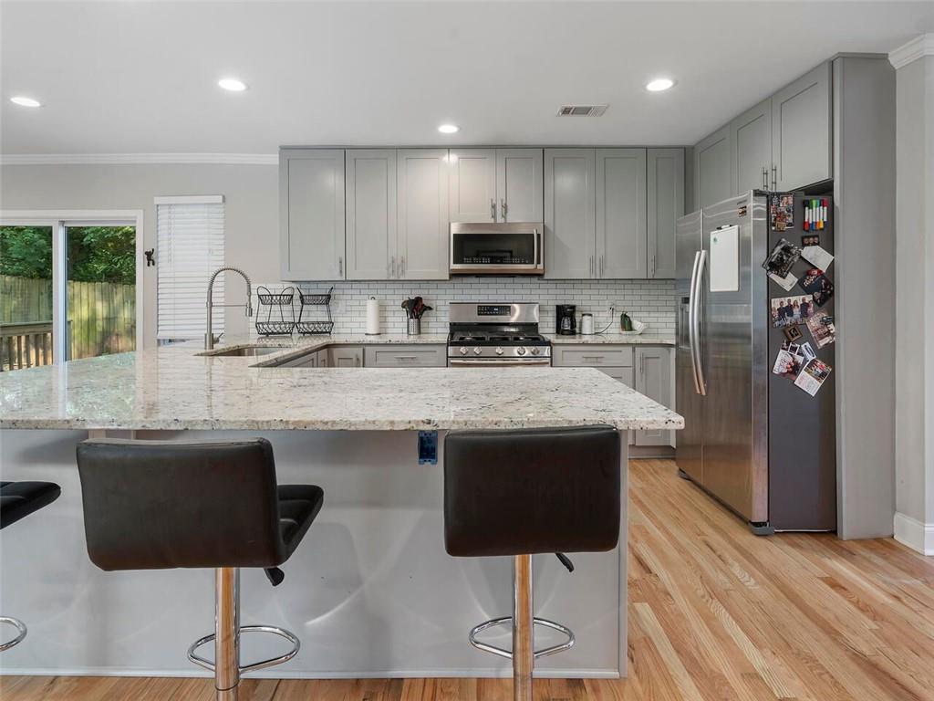 3213 Bluebird Lane