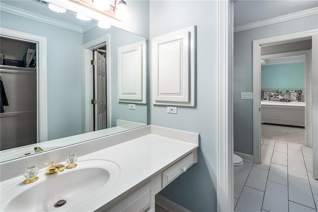 3294 Belmont Glen Drive SE