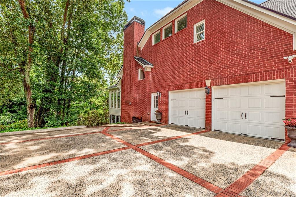 3294 Belmont Glen Drive SE