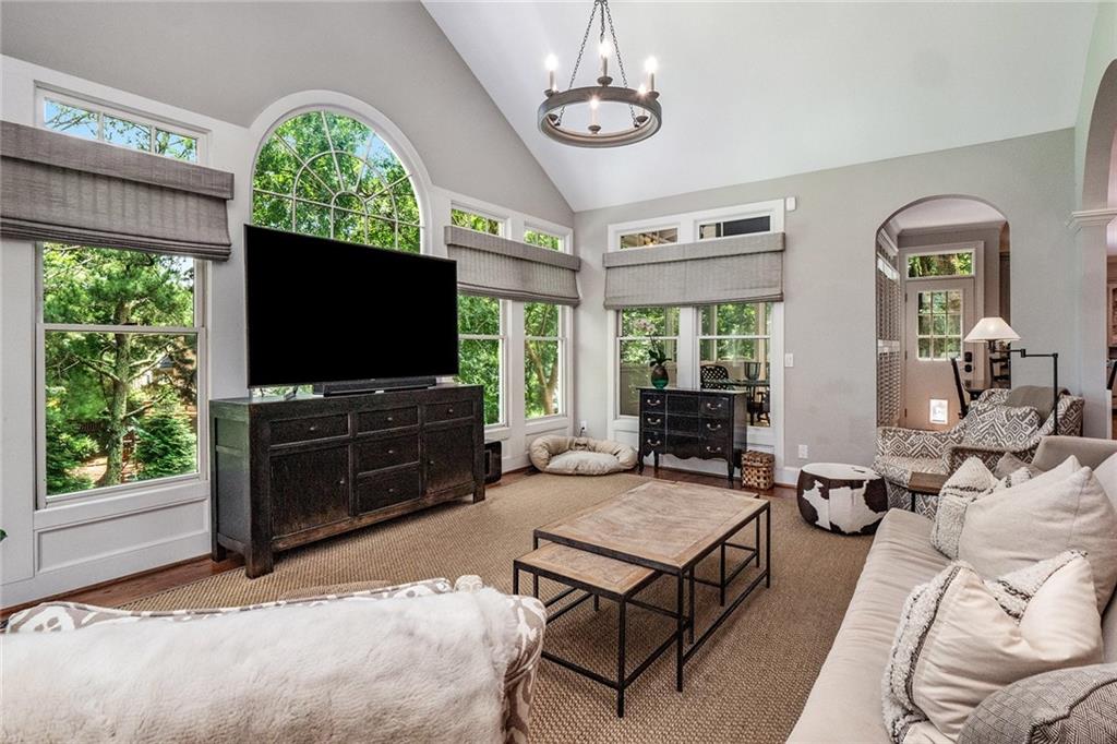 3294 Belmont Glen Drive SE