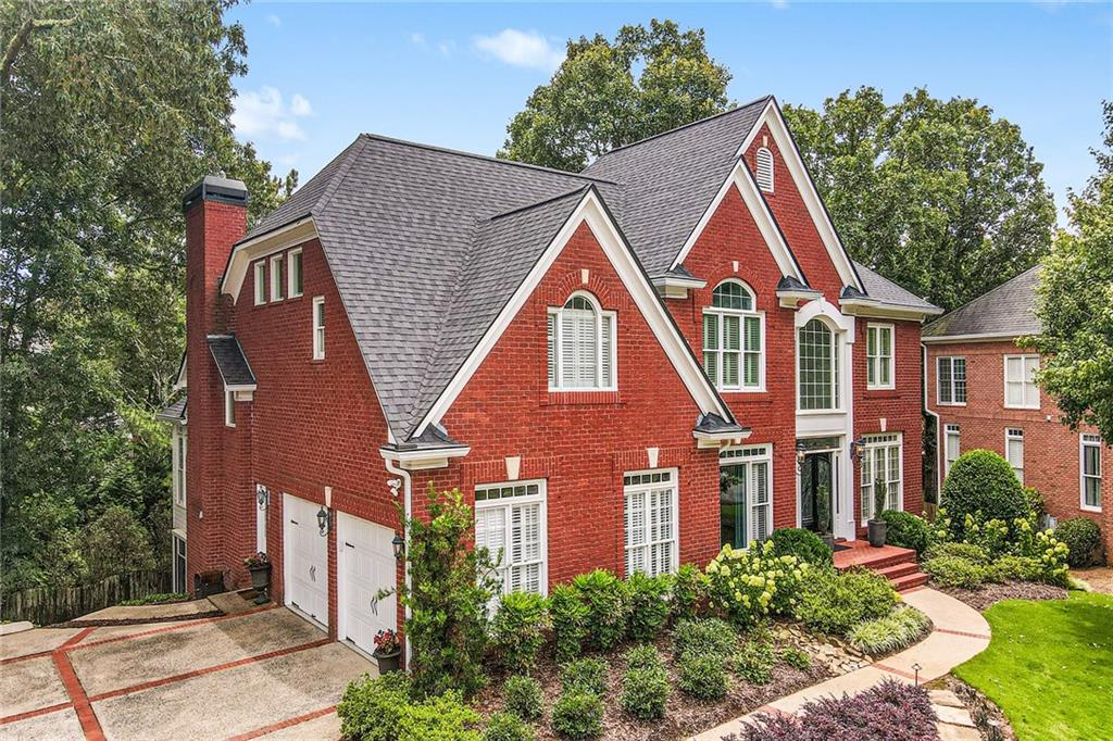 3294 Belmont Glen Drive SE