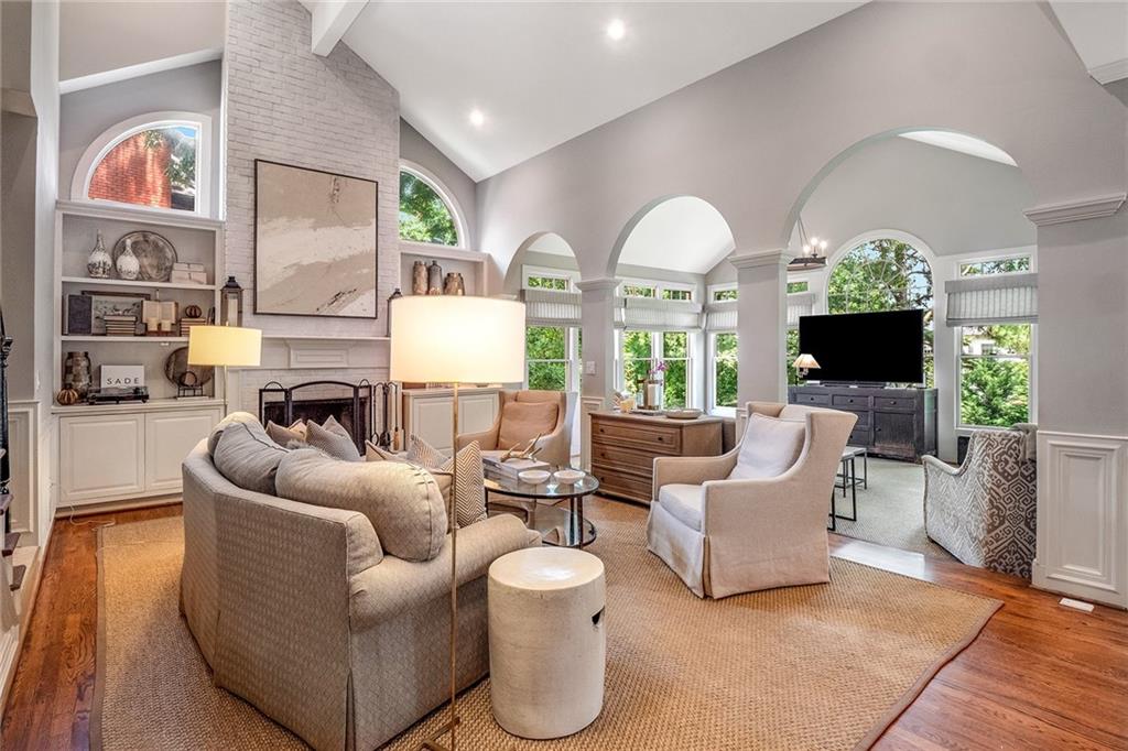 3294 Belmont Glen Drive SE