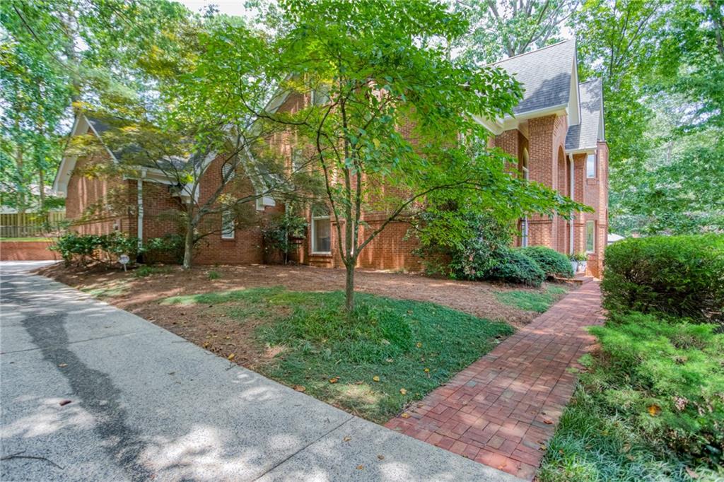 1135 Winding Creek Trail