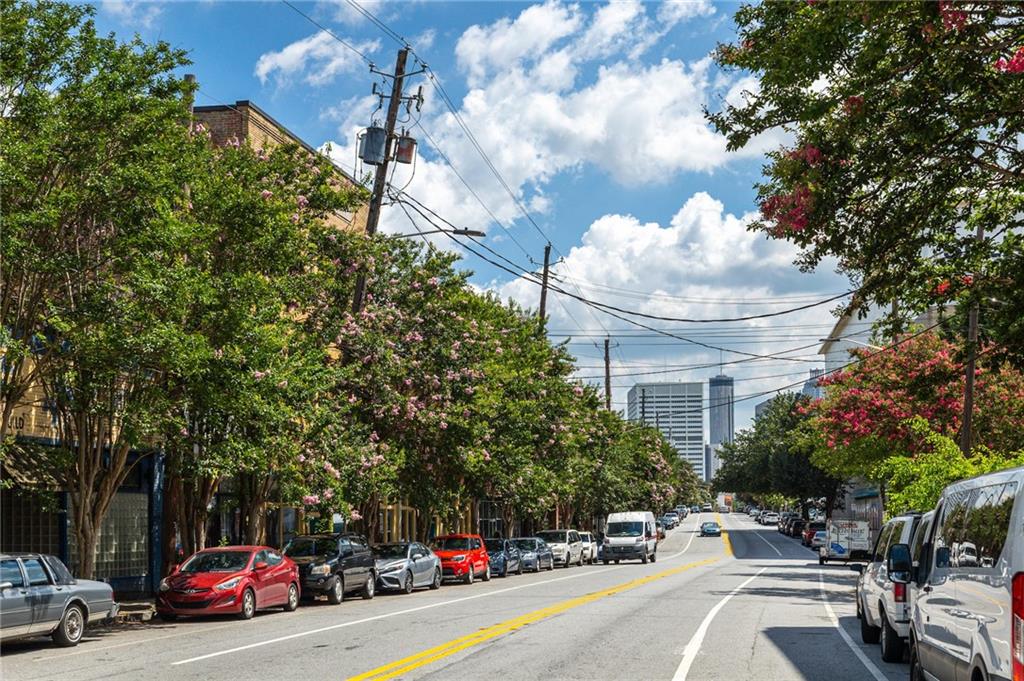 330 Peters Street SW Unit 211