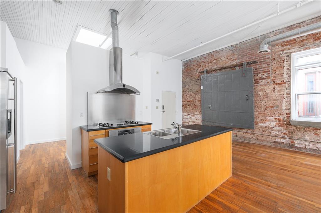 330 Peters Street SW Unit 211