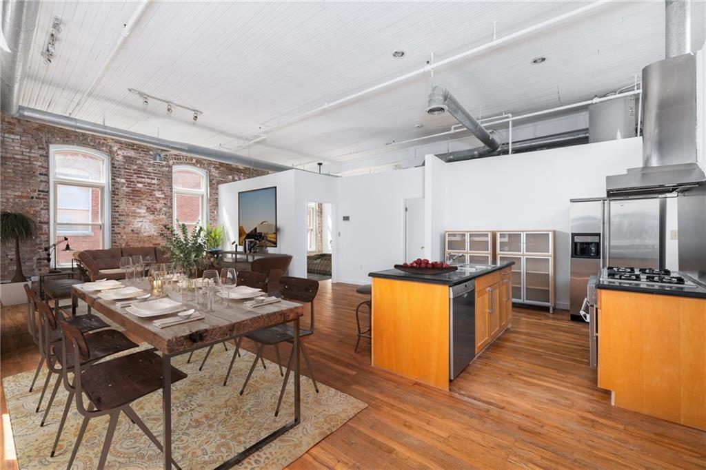 330 Peters Street SW Unit 211