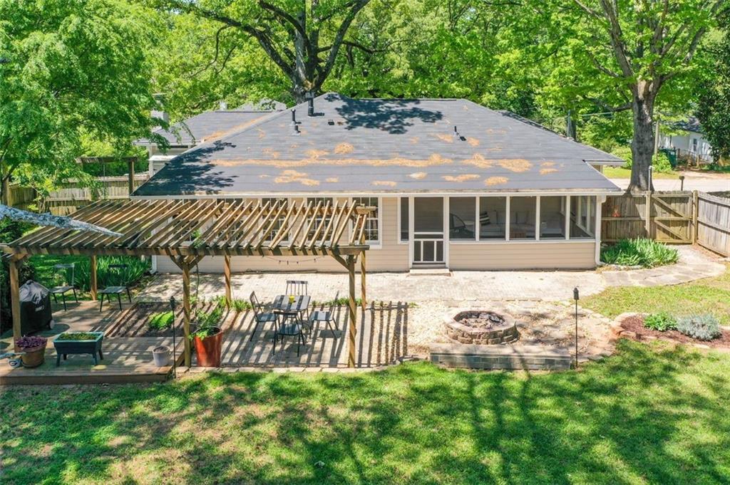 1386 Rupert Road