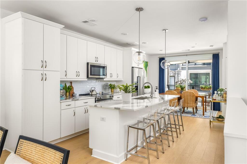 404 Pratt Drive SE Unit 1303
