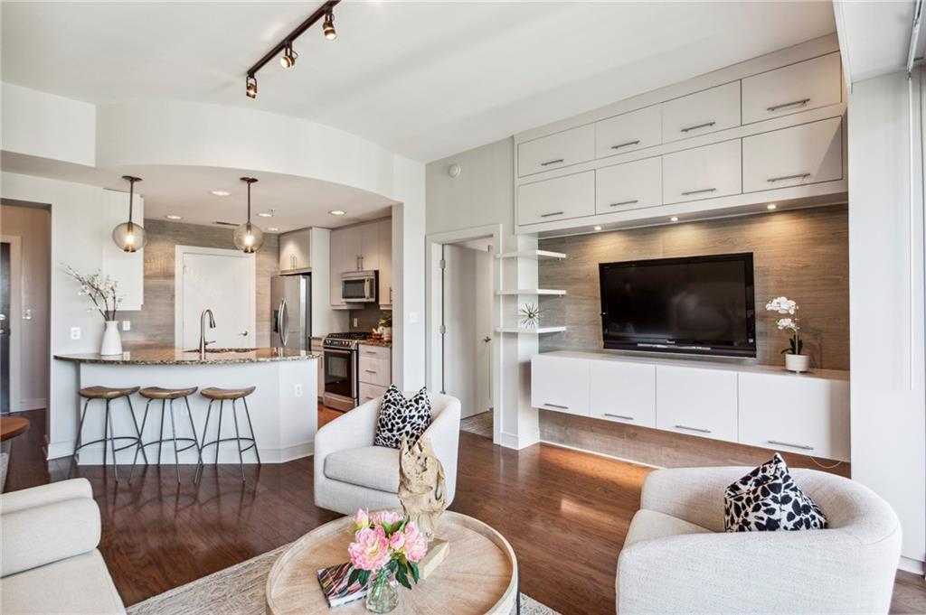 222 12th Street NE Unit 1008