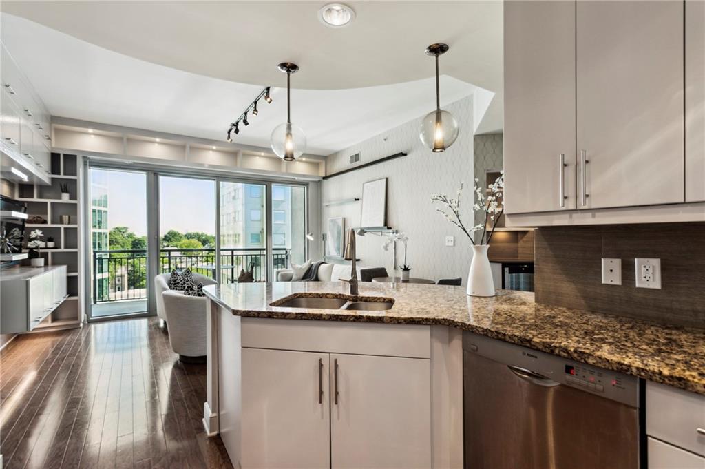 222 12th Street NE Unit 1008