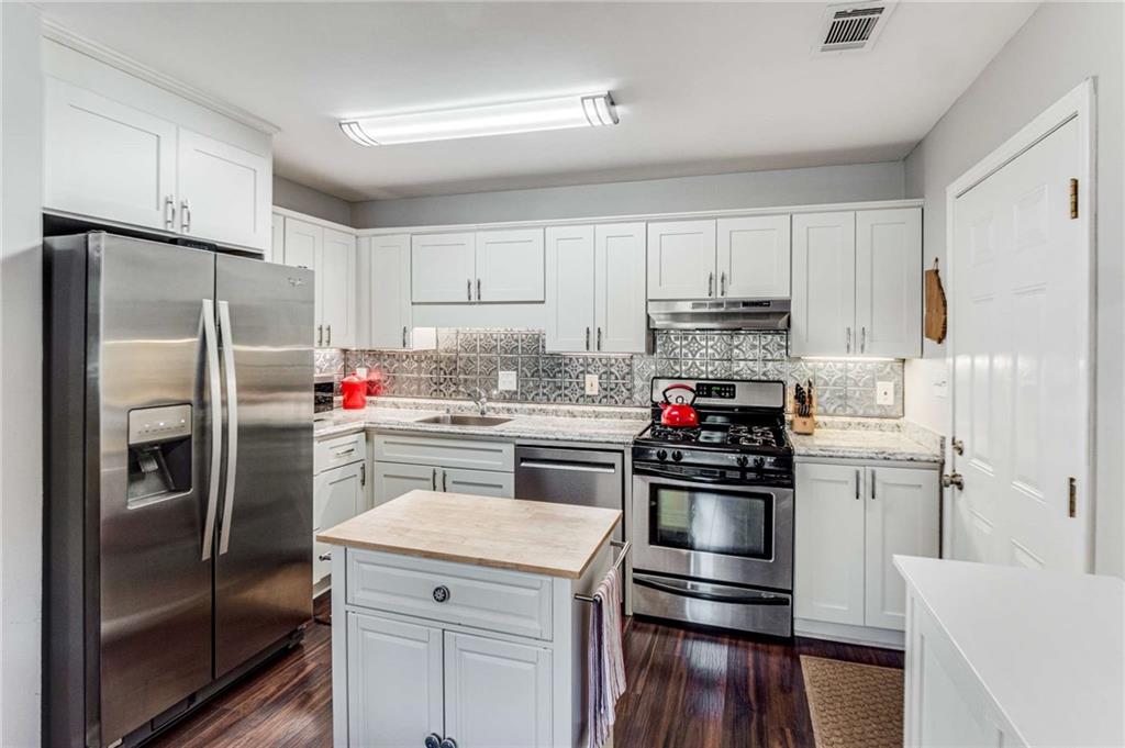2015 College Avenue NE