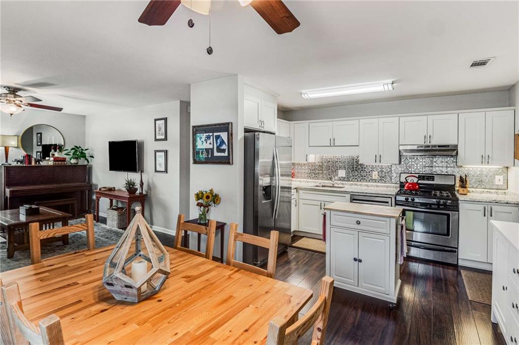 2015 College Avenue NE